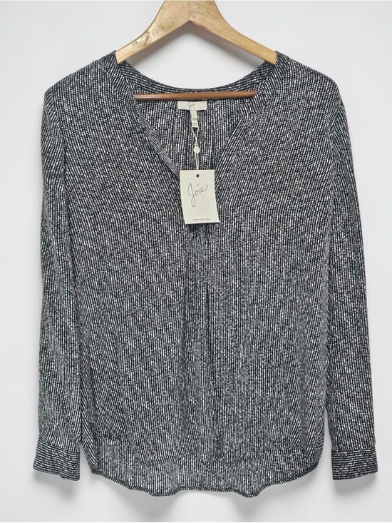 Joie Tops - Joie Black & White 100% Sill Blouse